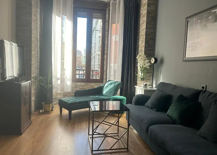 El Primero De Steven - Pegado A Playa De San Lorenzo - Vut-2243-as * גיחון